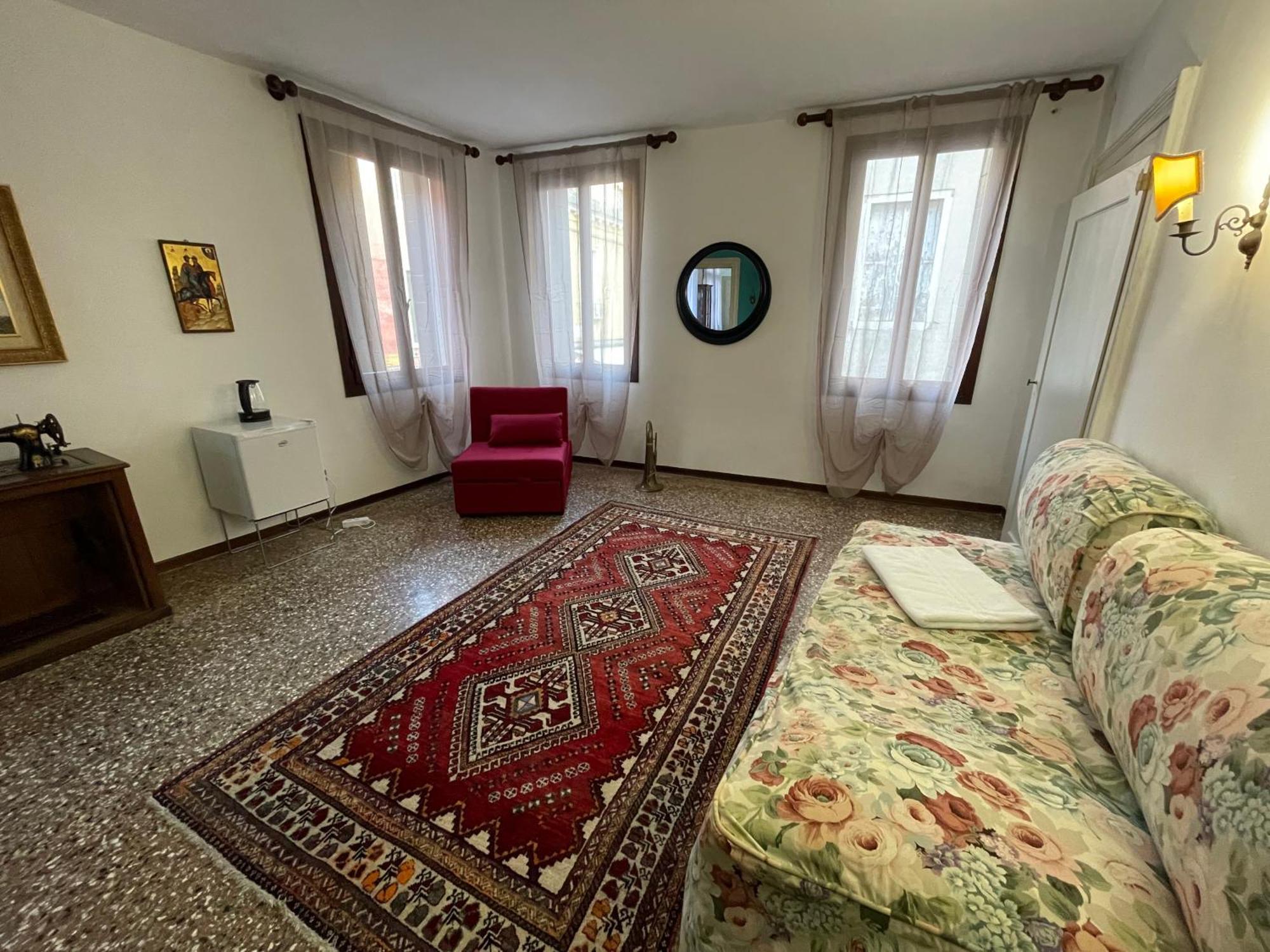 Lions Venice Guest House Bagian luar foto