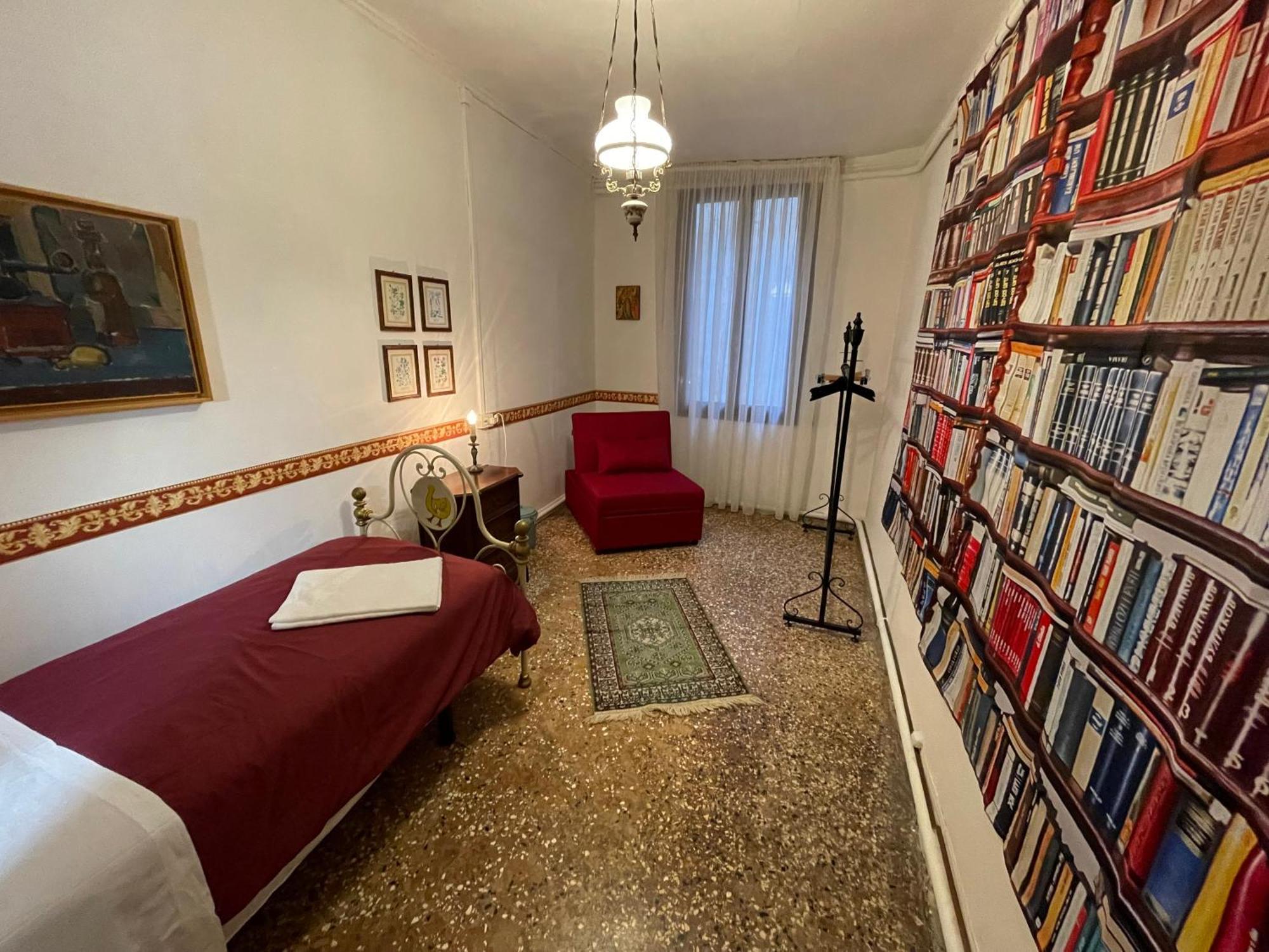 Lions Venice Guest House Bagian luar foto