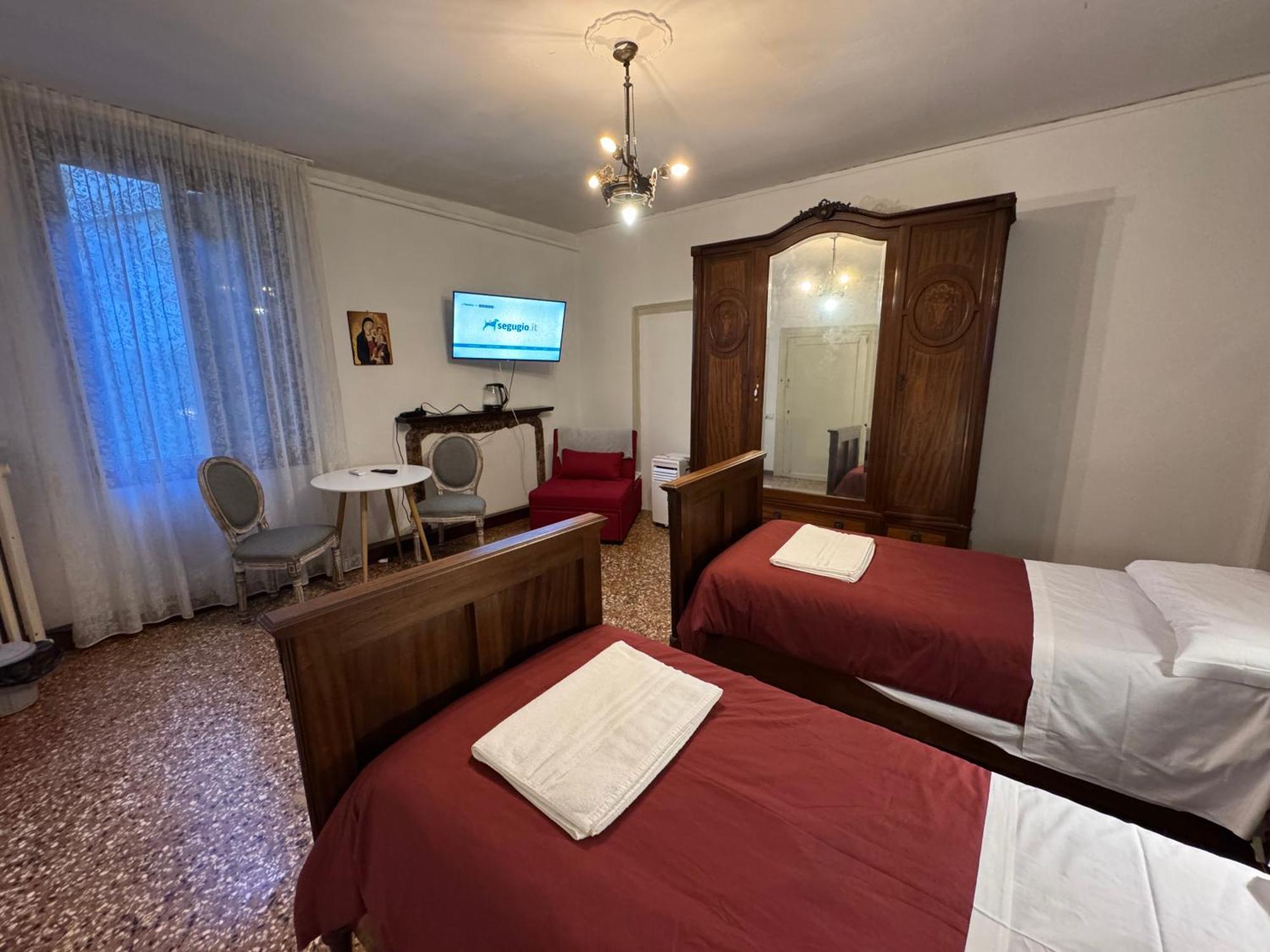 Lions Venice Guest House Bagian luar foto